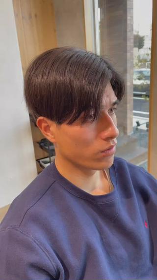 【SNSで話題のニュアンスパーマ】
ニュアンスパーマは大きめのロッドを使い、ノーセットの時は毛流れが出来るくらいのゆるめ、ワックスをつけると自然な束感と動きをつける事が出き、自然な動きと束感でオシャレにキマります★★

最近はノーセットやワックスをつけないでバームやヘアオイルを付けたナチュラルなスタイルも流行っています。

ニュアンスパーマは髪に少しのカールしか加えませんが、スタイリングのしやすさはもちろん、その自然な毛流れがヘアスタイルの幅をグッと広げます^ ^

パーマ初心者の方やそんなに強いパーマを求めていない方は、まずはニュアンスパーマから始めてみませんか？

こんな方にオススメ↓↓↓

・朝のスタイリングを楽にしたい
・セット時間を短縮したい
・毛流れを作りたい
・オシャレな雰囲気を出したい
・校則でパーマがかけれない 