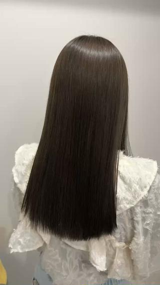 ロング カラー 紅都🫧透明感 水光カラー🫧のヘアスタイル