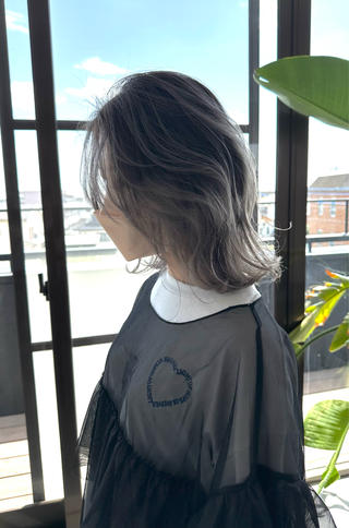 ショート カラー 韓国系/ウルフ/ ブリーチ/常角友野のヘアスタイル