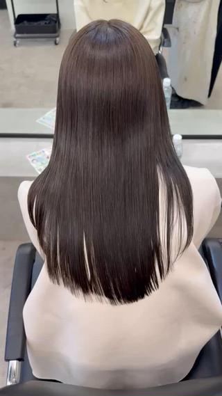 セミロング カラーモデル募集 ✨🤍モモハ🤍✨のヘアスタイル