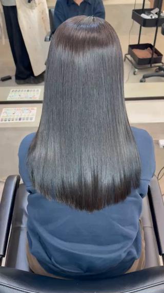 セミロング カラーモデル募集 ✨🤍モモハ🤍✨のヘアスタイル