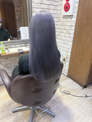 ダメージを最小限に落として柔らかいラベンダーグレー！ 