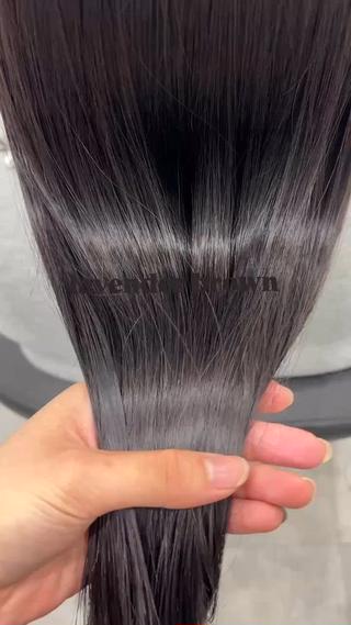 【気に入って頂いたスタイルはブックマークをしてご提示ください】韓国風レイヤーカットやぱつっとボブなど、お客様のファッションやメイクにあったスタイル提案を心がけています！可愛い艶カラーやダメージを抑えたケアブリーチカラーはお任せください♪ 