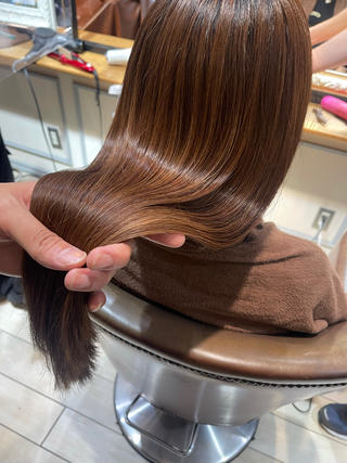 髪質改善ウルトワトリートメント今だけ￥110003回やると持続性パーマ、ブリーチ毛でも施術可能◎ 