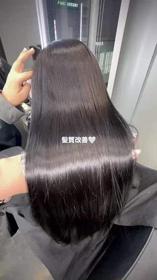 ロング ケアブリーチ/透明感 カラー🤍YURIAのヘアスタイル