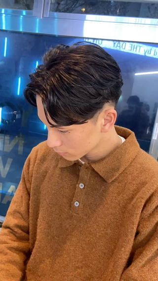 毛流れセンターパート。ニュアンスパーマで作れます。
毎朝5分時間ができて楽になります！ 