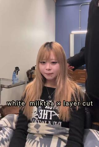 ロング カラー だいち/ブリーチ/ レイヤーカットのヘアスタイル