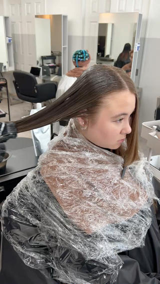 ロング カラー パーマ ヘアアレンジ メンズ キッズ ネイル マツエク・マツパ アイブロウ 全席個室美容室 Zina 錦糸町 髪質改善＆トリートメント【ジーナ】所属・🎀髪質改善×韓国レ イヤー×透明感/米田のヘアスタイル