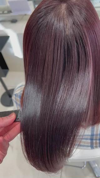 セミロング ☃️顔周りレイヤー グレージュSHUTOのヘアスタイル