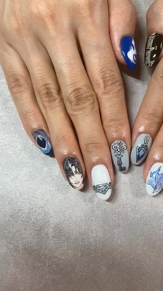 オーダーコースは単品計算となりますので、お値段はデザインによって異なります。
またしキャラクターアートデザインや、10本フルアートなどの複雑なデザインは、2週間程前のご予約、ご相談をお願いいたします。キャラクターアートの急なご予約は、時間の都合上お断りする場合がございます 