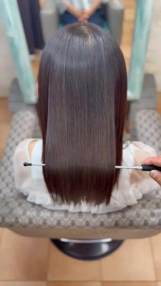 定期的に髪質改善トリートメントをすることでツヤツヤシルク絹髪がキープできます♪
インスタでよくみる絹髪になる髪質改善です。 