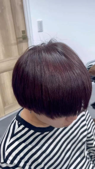 ハイライト履歴にオンカラーでレッド！
履歴を上手く活用し、馴染ませるだけでなく色味もしっかり出します 