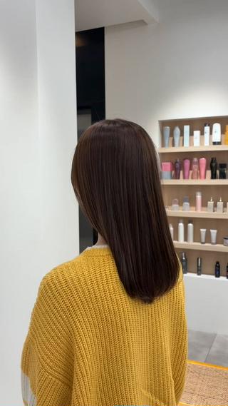 カラー Un ami shibuya所属・平居 舞白のヘアスタイル