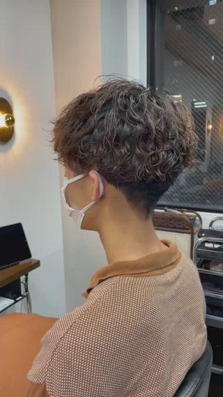 ショート パーマ メンズ 守屋 寿哉のヘアスタイル