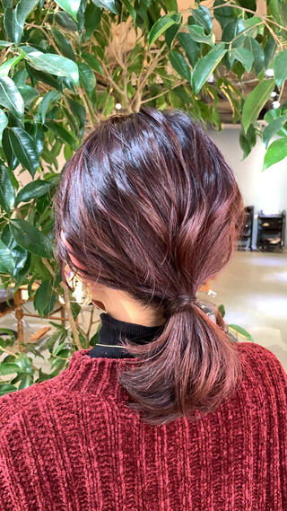 ハイライトを入れることでアレンジもゆるふわ感がアップ 