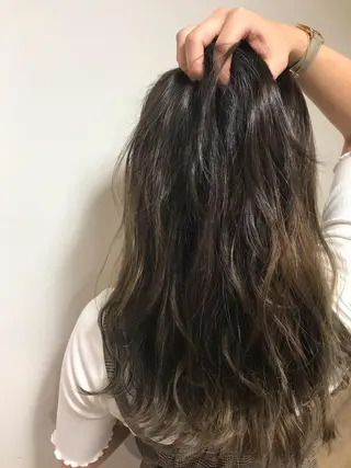 セミロング カラー 【天満1艶髪】潤艶/ 髪質改善🌹釣本竜哉のヘアスタイル