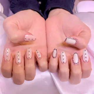 ネイル nail salon e'mu💐のネイルデザイン