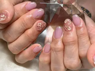 ネイル マツエク・マツパ アイブロウ Nail&eye Belire 新宿のネイルデザイン