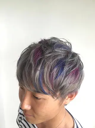 ショート カラー 🌈ディレクター🌈 徳松優希のヘアスタイル