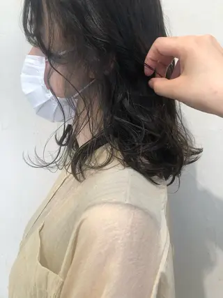 ミディアム レイヤーカット/ 透明感カラーmikuのヘアスタイル