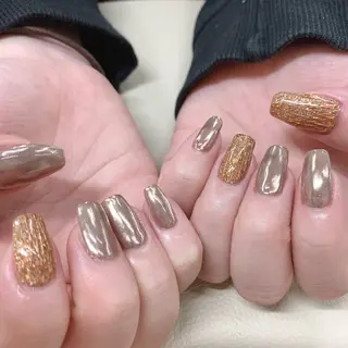 ネイル SHIGE . 【パラジェル取扱店】のネイルデザイン