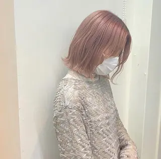 ショート カラー ハイトーン🦢 Natsumiのヘアスタイル