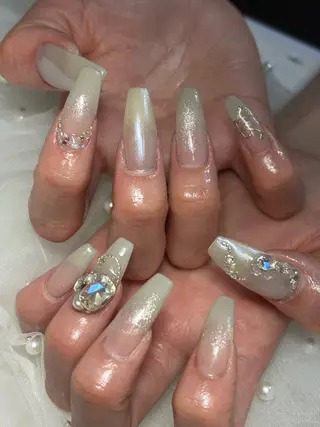 ネイル ✴︎ Delightのネイルデザイン