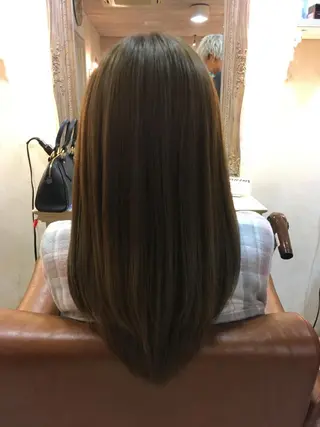 ロング 前平 友慈のヘアスタイル