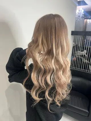 ロング YUDU🍊 germe/ジェルムのヘアスタイル