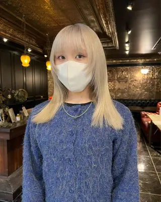 セミロング カラー haco＋所属・圧倒的デザイン力 店長🎨RENAのヘアスタイル