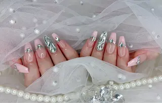 ネイル R nailsalon所属・ナ ナのネイルデザイン