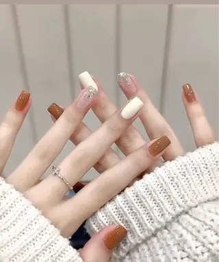 ネイル 清水 ユナのネイルデザイン