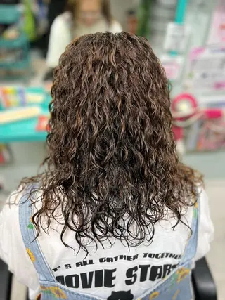 ロング パーマ ビューティサロン 月麗(ルナ)のヘアスタイル