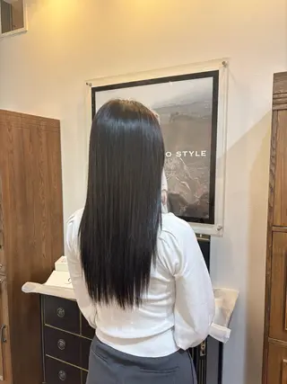 ロング 天野 妃菜のヘアスタイル