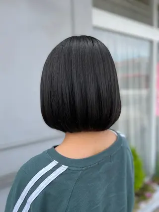 ショート 川村 綾のヘアスタイル