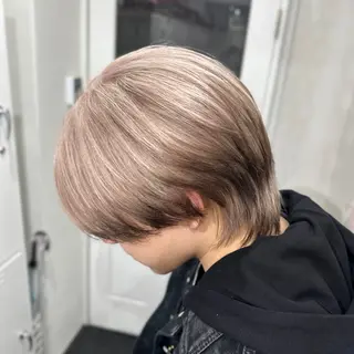 ショート カラー ハイトーン/ウルフ /エクステ/ましろのヘアスタイル