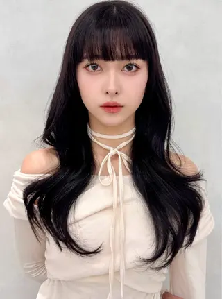 ロング ✨艶カラーと縮毛矯正 🦖しんのすけ🦖のヘアスタイル