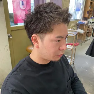 カラー メンズ メンズ特化✂️ 小枝 優生のヘアスタイル