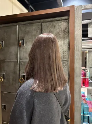 ミディアム カラー ボブ/レイヤー/ 梅田/天野川奈緒のヘアスタイル