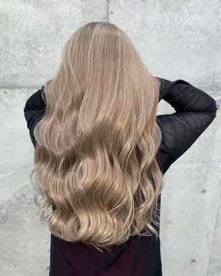 カラー LINOET NAGOYA所属・中川 来紀のヘアスタイル