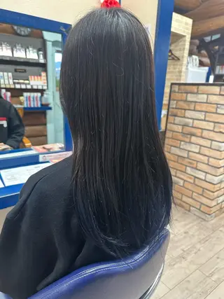 ロング カラー 綿松 彩乃のヘアスタイル