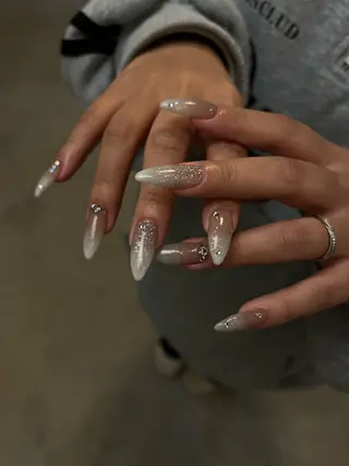 ネイル aiu  ｱｲﾕｰ ちひろのネイルデザイン