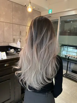 セミロング カラー パーマ ヘアアレンジ メンズ ブリーチカラー🤍 颯馬🐈‍⬛のヘアスタイル