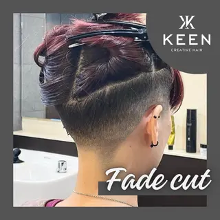 ショート メンズ KEEN creative hare所属・刈り上げの あおきさんのヘアスタイル