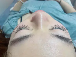 マツエク・マツパ ホウ エンのネイルデザイン