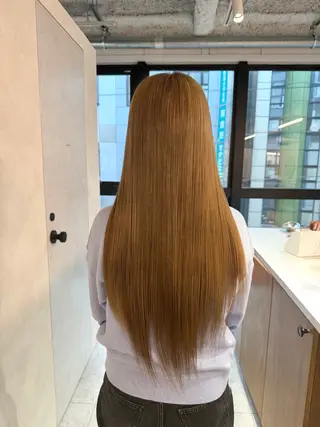 セミロング カラー 新島 涼のヘアスタイル