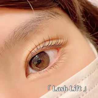 マツエク・マツパ Daenerys(デナーリス)所属・近藤 優羽のマツエク・マツパデザイン