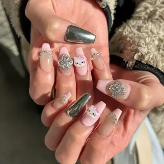 ネイル Nailist Amiのネイルデザイン