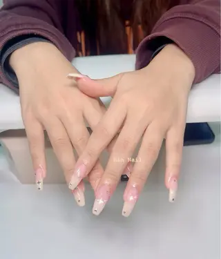 ネイル HIN NAILのネイルデザイン