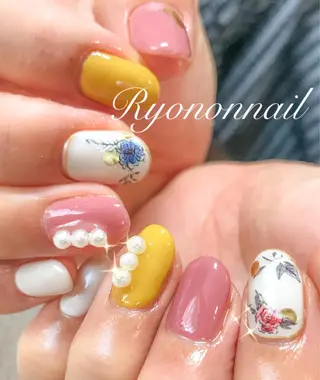 ネイル Ryononnail(リョノンネイル)所属・Ryononnail 上谷典子のネイルデザイン